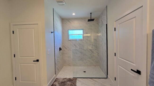 Building Photo - 2862 Pomello Ave SW