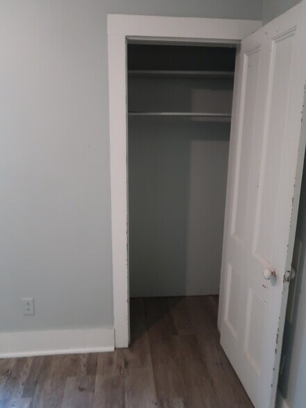 Closet in rear bedroom. - 456 Franklin St