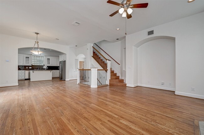 Building Photo - 5410 Rose St