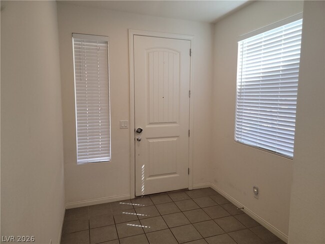 Building Photo - 7123 Black Sage St