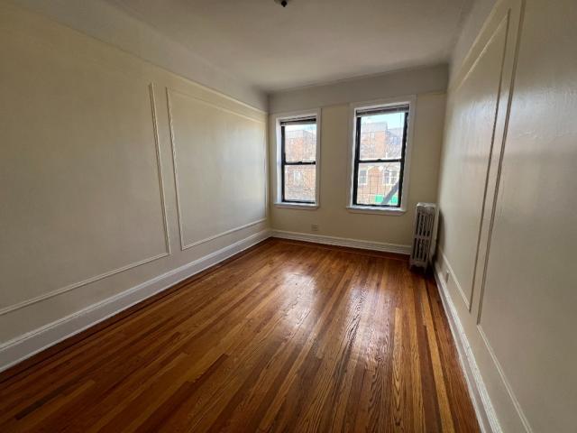 Building Photo - 2 bedroom in Sunnyside NY 11104