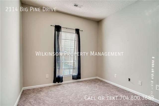 Building Photo - 2114 Big Pine Dr