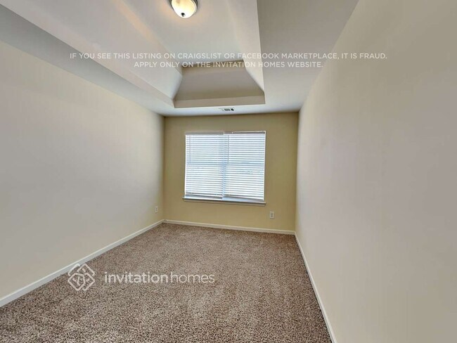 Building Photo - 140 Ontario Dr