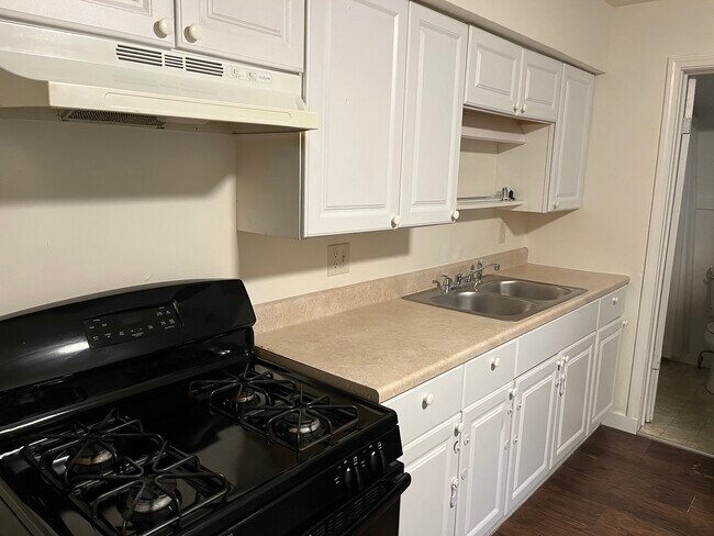 Building Photo - 4485 1st St