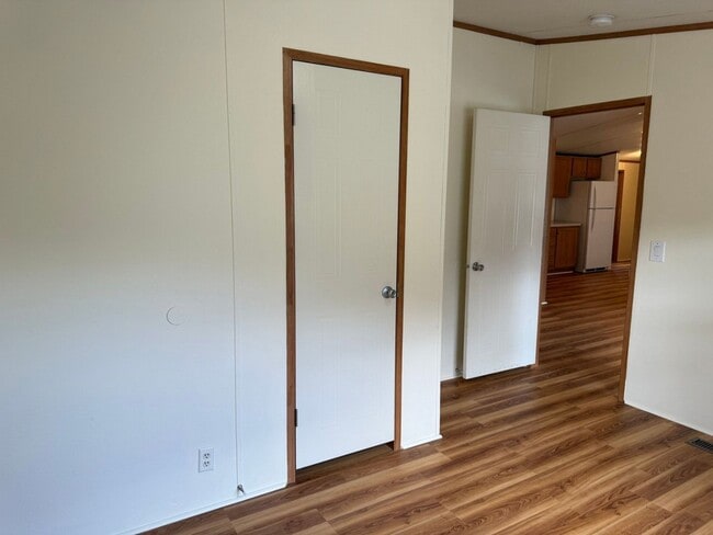 Building Photo - 5200 John Hall Rd