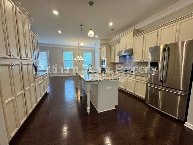 Building Photo - 707 Topsail Ln