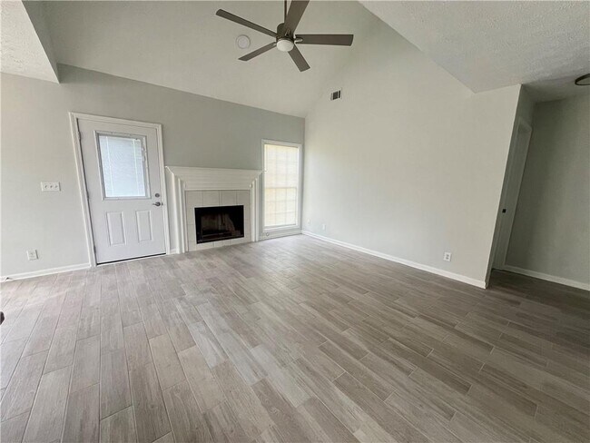 Building Photo - 540 Peachtree Parc Ct NE
