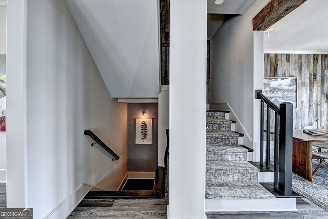 Building Photo - 2555 Brook Run