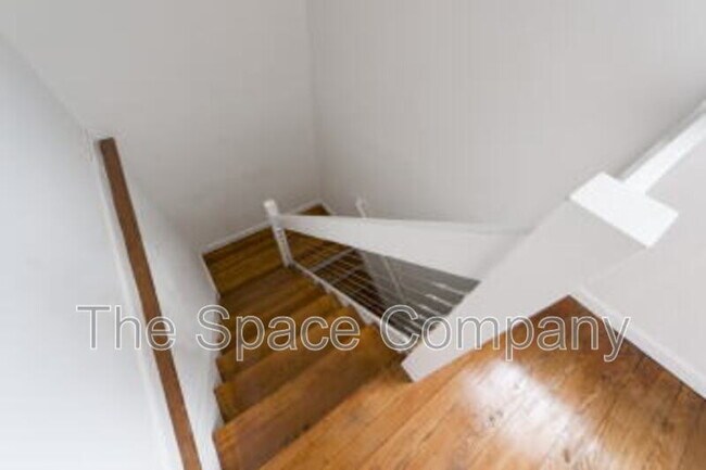 Building Photo - 333 Ashley Ave