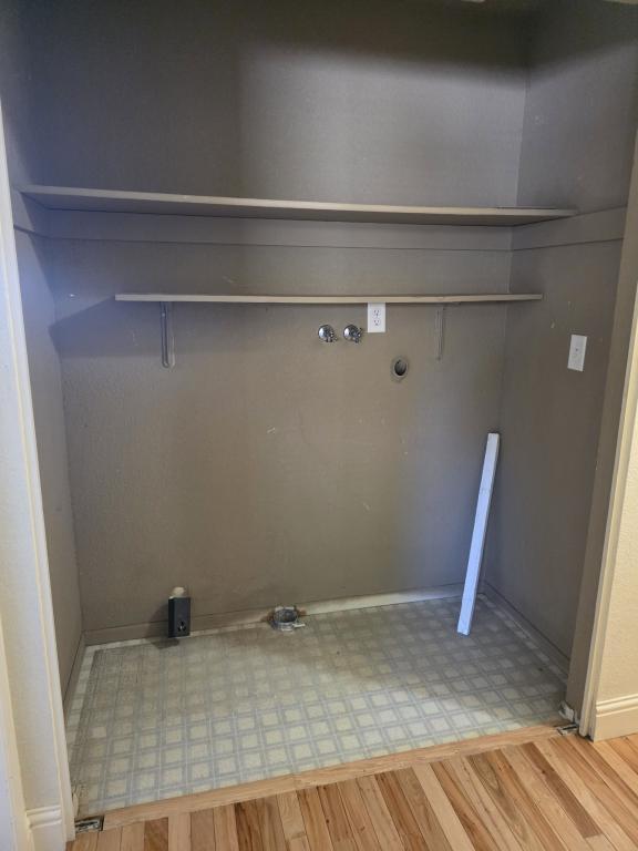 Building Photo - 300 Shafer Ln