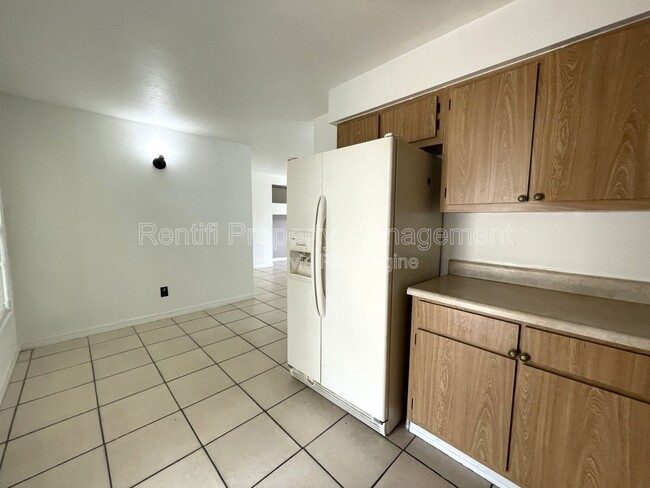 Building Photo - 623 Joel Blvd