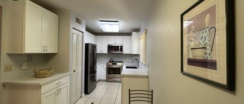 Building Photo - 3101 Lucerne Park Dr