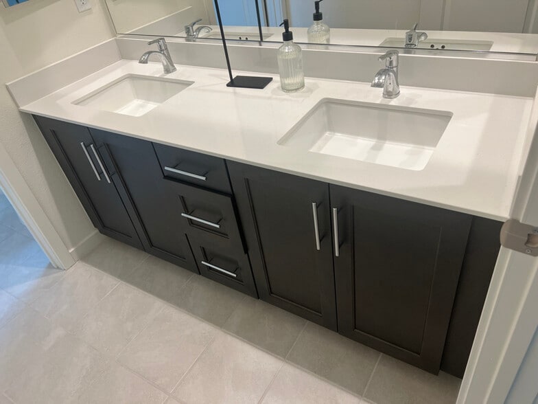 Building Photo - 12357 Van Gogh Pl