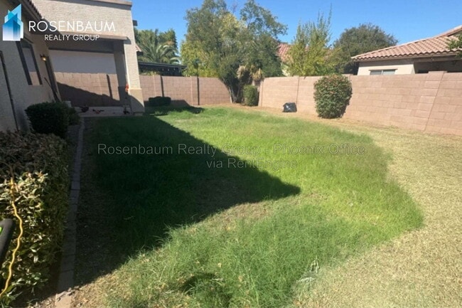 Building Photo - 2756 E Rakestraw Ln