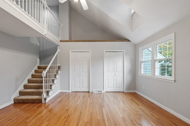 Building Photo - 148 Flower Ln