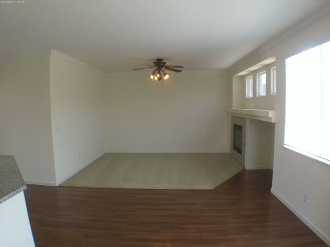 Building Photo - 3 Bed| 2 Bath | 1660 SF | Single Story | Tenant pays $175 monthly for WS&G