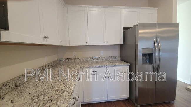 Building Photo - 13030 Lantern Pointe Wy