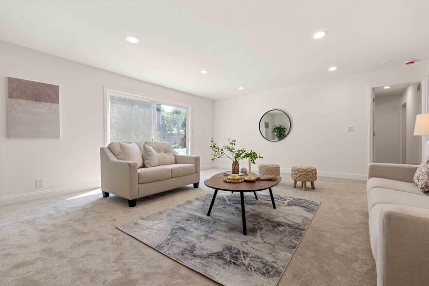 Building Photo - 1677 Calabazas Blvd