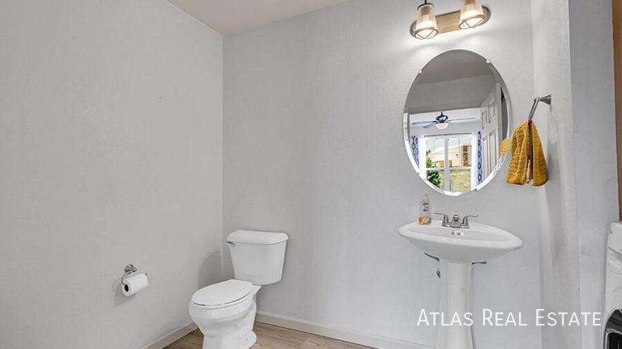 Building Photo - 22898 E Ottawa Pl