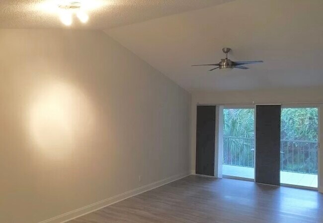 Building Photo - 737 Landover Ct