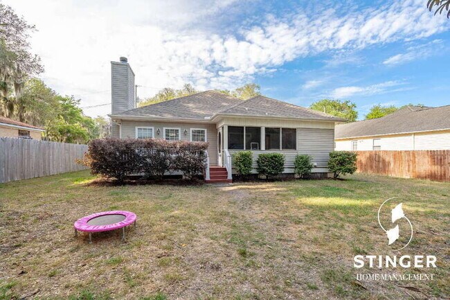Building Photo - 2414 Waddell Rd