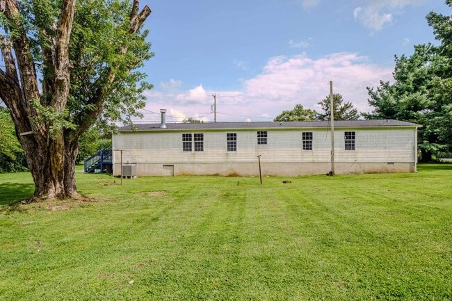 Building Photo - 2174 Clover Hill Rd