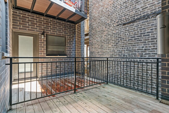 Building Photo - 1437 N Sedgwick St