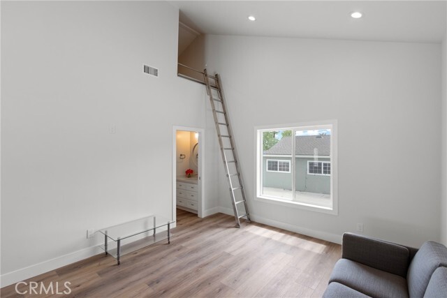 Building Photo - 949 Cobb Ave