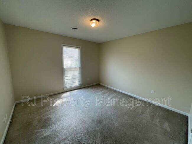 Building Photo - 5019 Horizon Cove