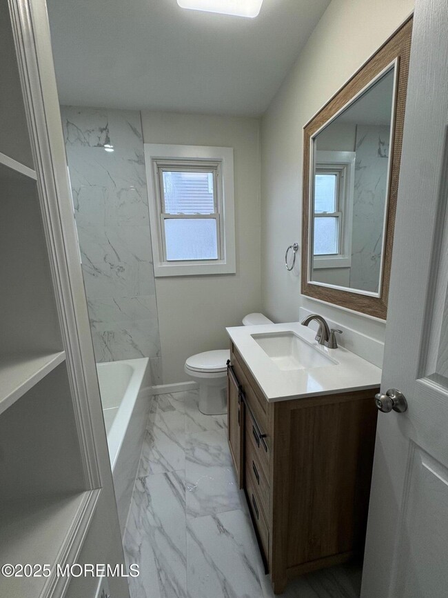 Building Photo - 11 Washington Ave