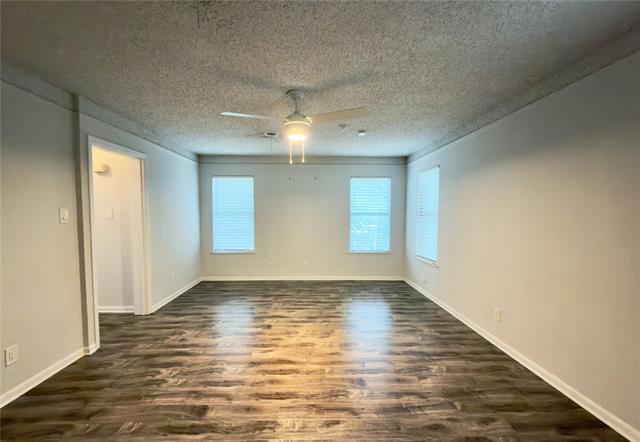 Building Photo - 6455 Waverly Way