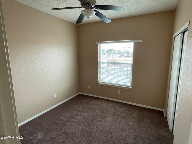 Building Photo - 452 Emerald Pass Ave