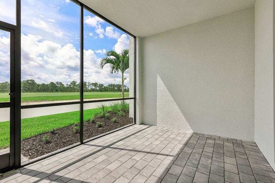 Building Photo - 15185 Bluffton Ln