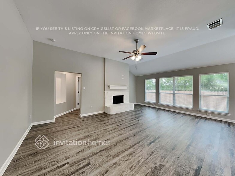 Building Photo - 205 Falling Leaves Trail