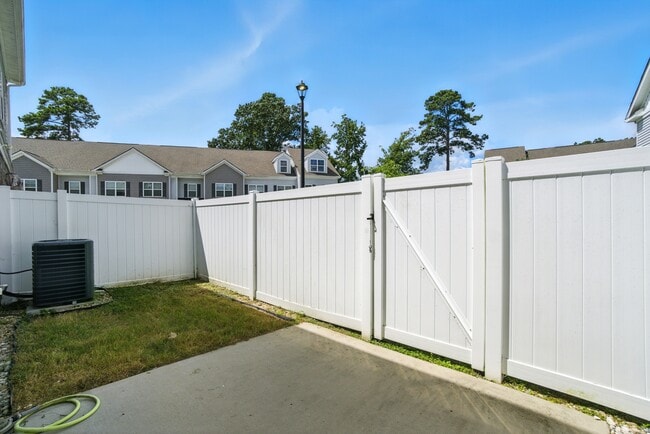 Building Photo - 316 Sikeston Ln