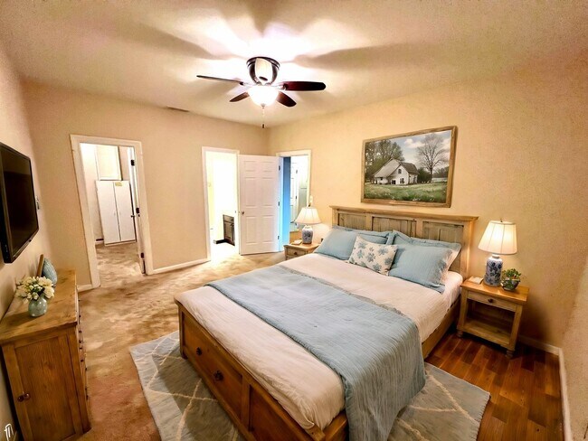 Building Photo - 1421 Peachtree St NE