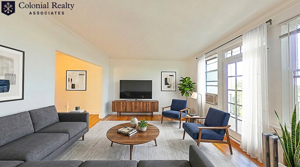 Building Photo - 2031 Commonwealth Ave