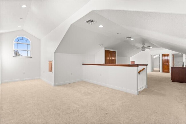 Building Photo - 1501 Lake Markham Rd