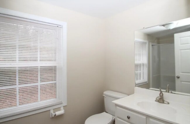 Building Photo - 3 BEDROOM HOME IN SENECA SC FOR RENT