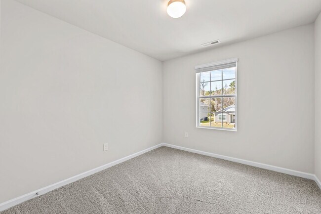Building Photo - 705 Conductor Ct