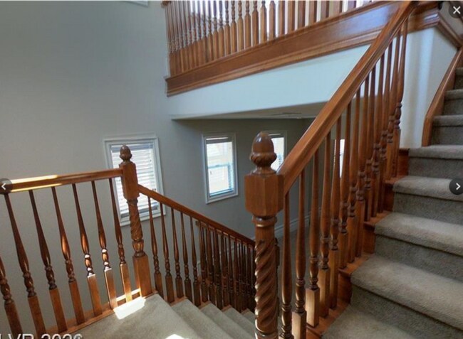Building Photo - 496 Via Palermo Dr