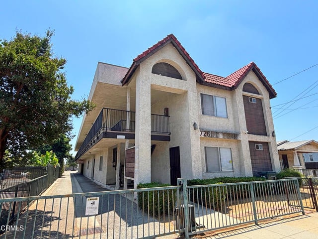 Primary Photo - 726 Pearl St