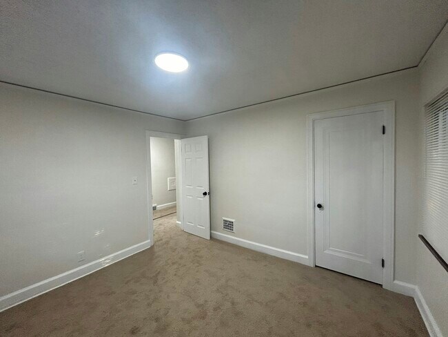 Building Photo - 9585 Terry St