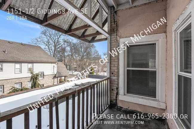 Building Photo - Available Now | 2 Bedroom Upper Level Apar...