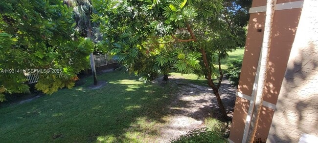 Building Photo - 6530 Emerald Dunes Dr