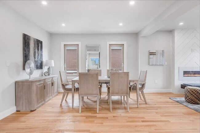 Building Photo - 15 Melville Rd