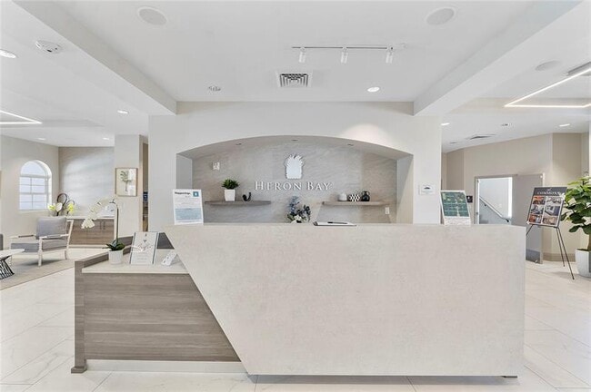 Building Photo - 8215 NW 125th Ln