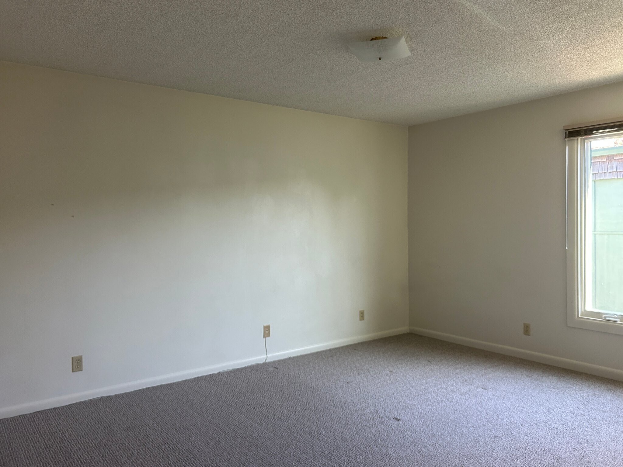 Building Photo - 2707 13th St W