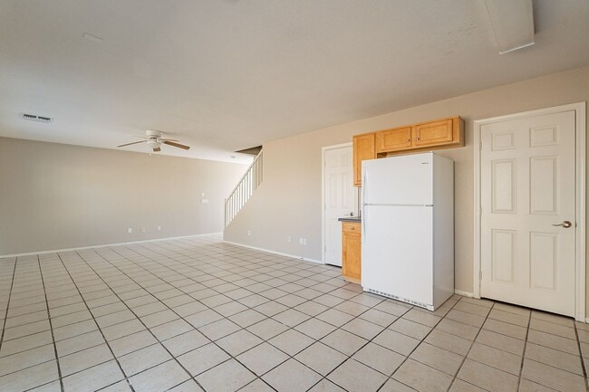 Building Photo - Home in Chandler for rent