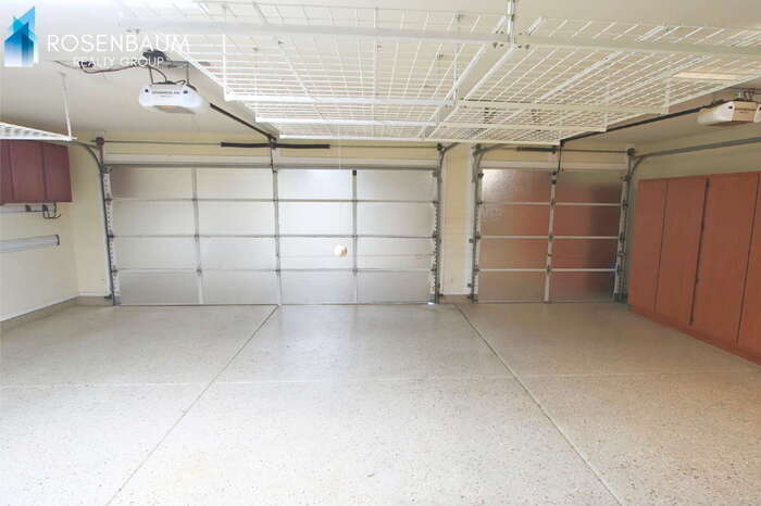 Building Photo - 1250 S Palm St